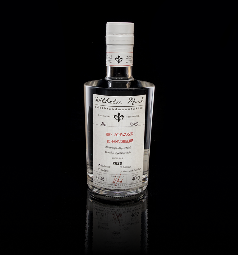 Edelbrand von der Schwarzen BIO-Johannisbeere